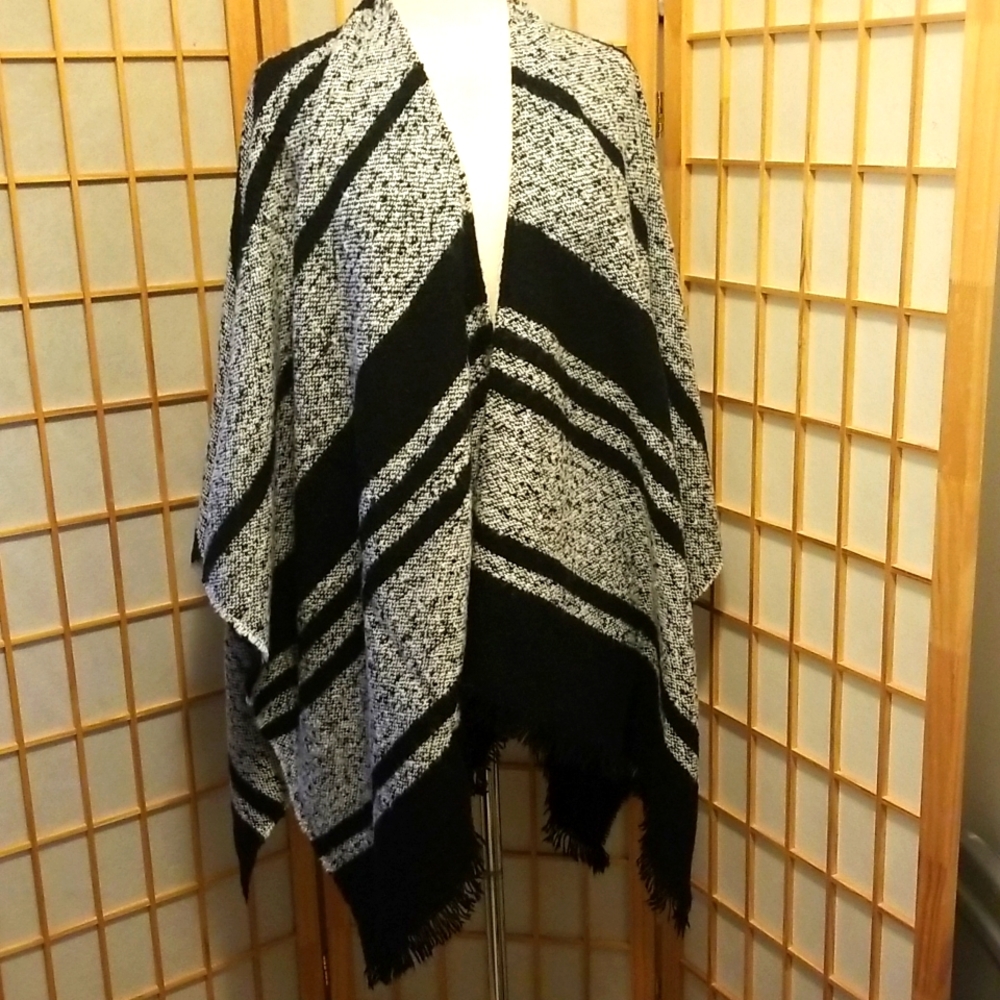Old Navy  wrap scarf cover OS